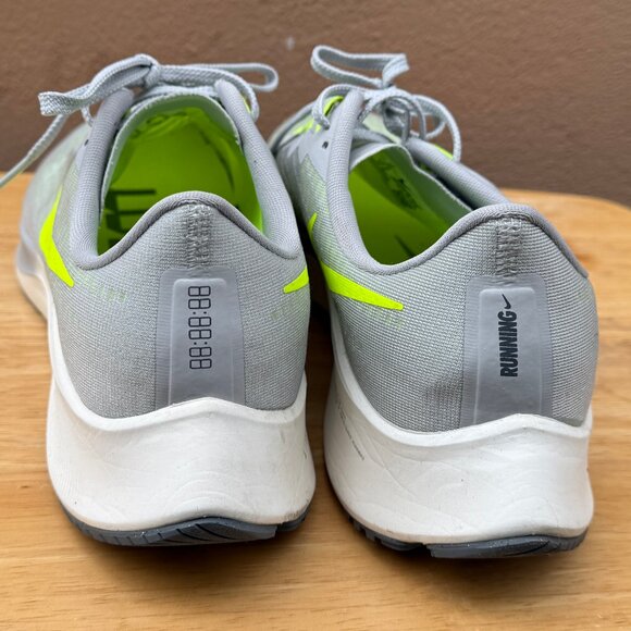 Nike Air Zoom Pegasus 37, size 12 - Picture 4 of 7